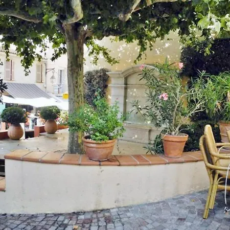 Apartment Renove Avec Terrasse, Apercu Et Parking Privatif Au Lavandou, 3 Couchages - Fr-1-251-303 Le Lavandou